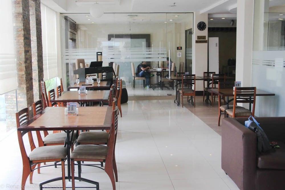 O Hotel Bacolod Kültér fotó