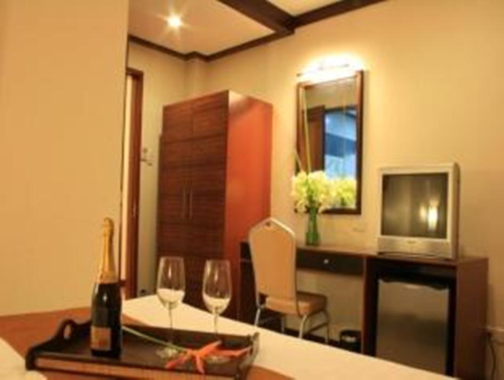 O Hotel Bacolod Szoba fotó