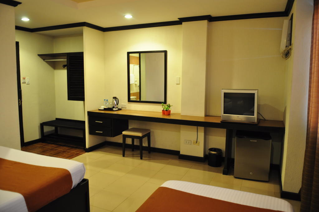 O Hotel Bacolod Kültér fotó