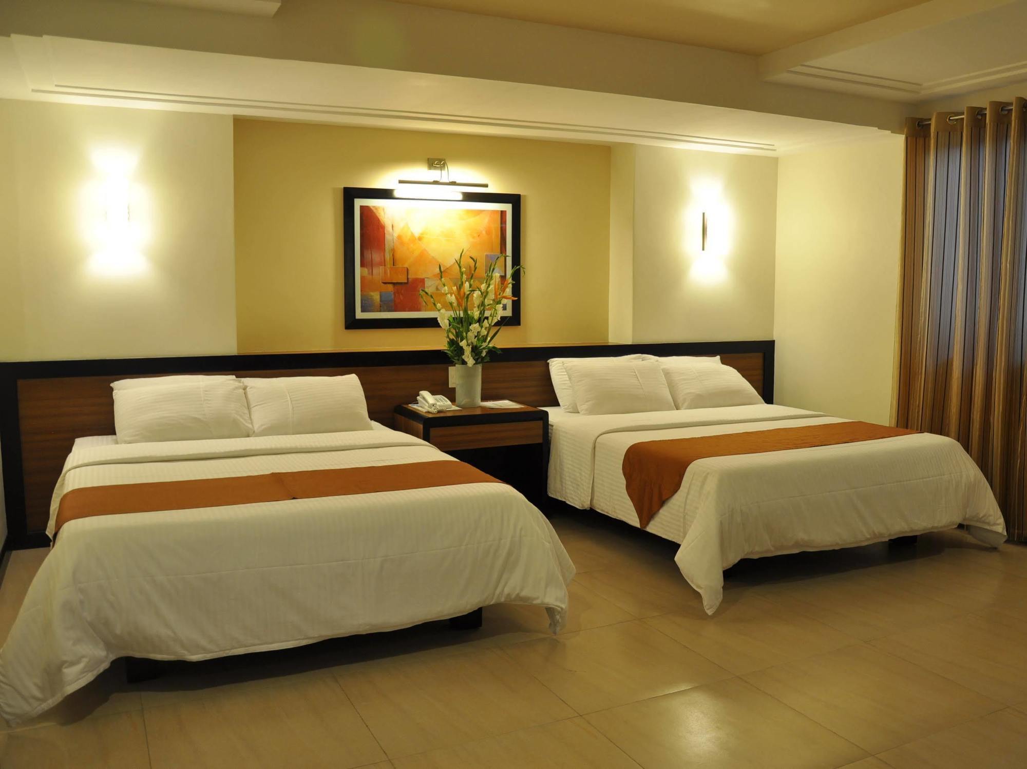 O Hotel Bacolod Kültér fotó